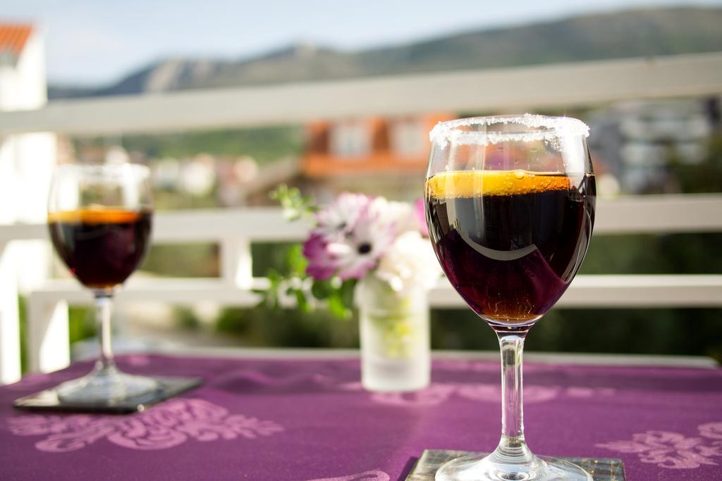 Beach Guesthouse Mediteran Подстрана Номер фото