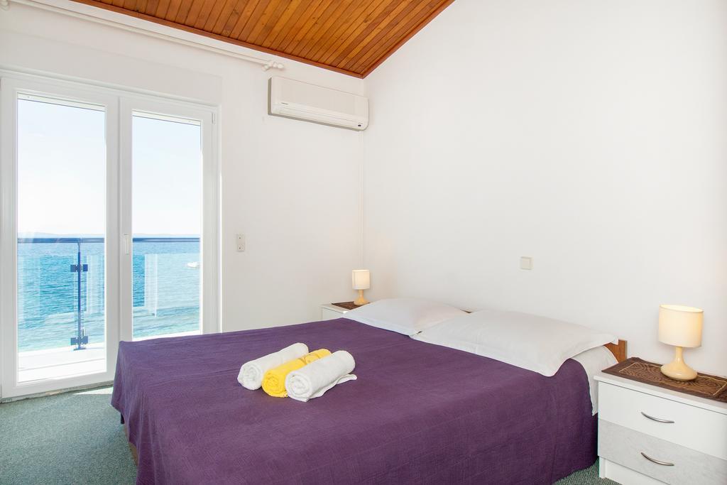 Beach Guesthouse Mediteran Подстрана Номер фото
