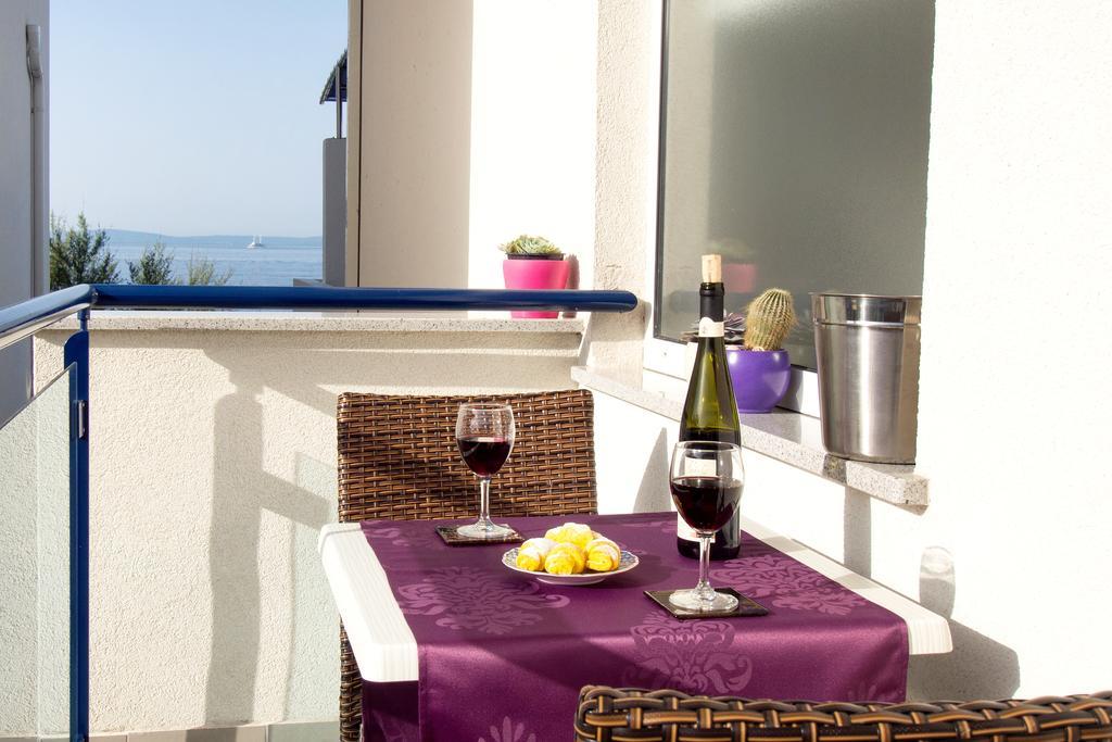 Beach Guesthouse Mediteran Подстрана Экстерьер фото