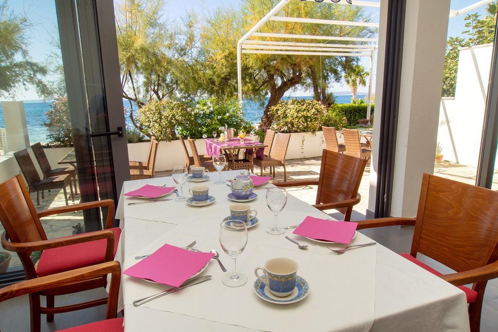 Beach Guesthouse Mediteran Подстрана Номер фото