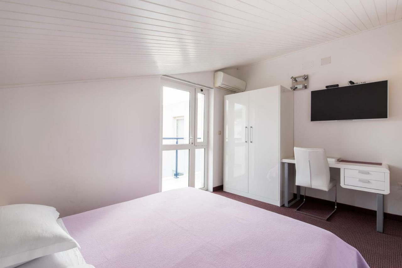 Beach Guesthouse Mediteran Подстрана Экстерьер фото