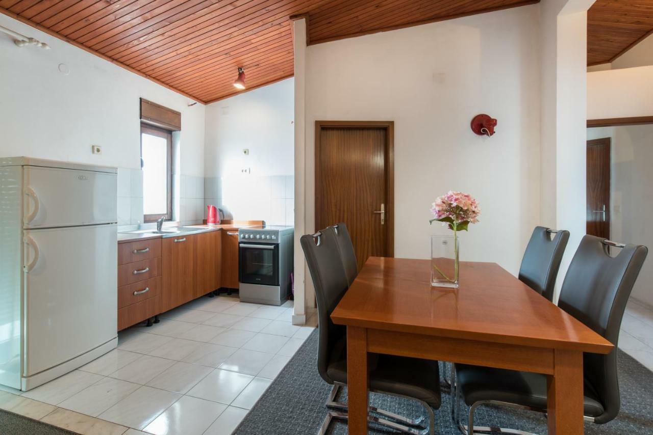 Beach Guesthouse Mediteran Подстрана Экстерьер фото
