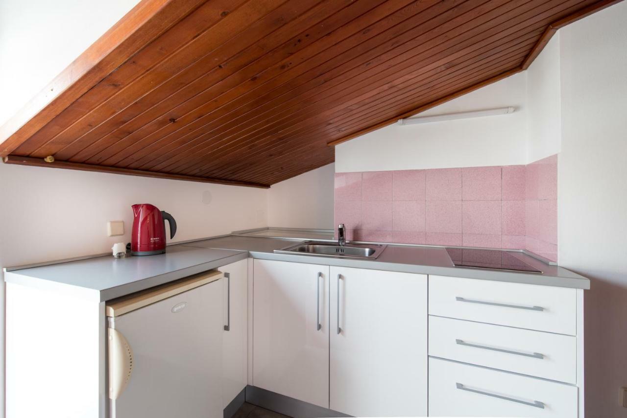 Beach Guesthouse Mediteran Подстрана Экстерьер фото